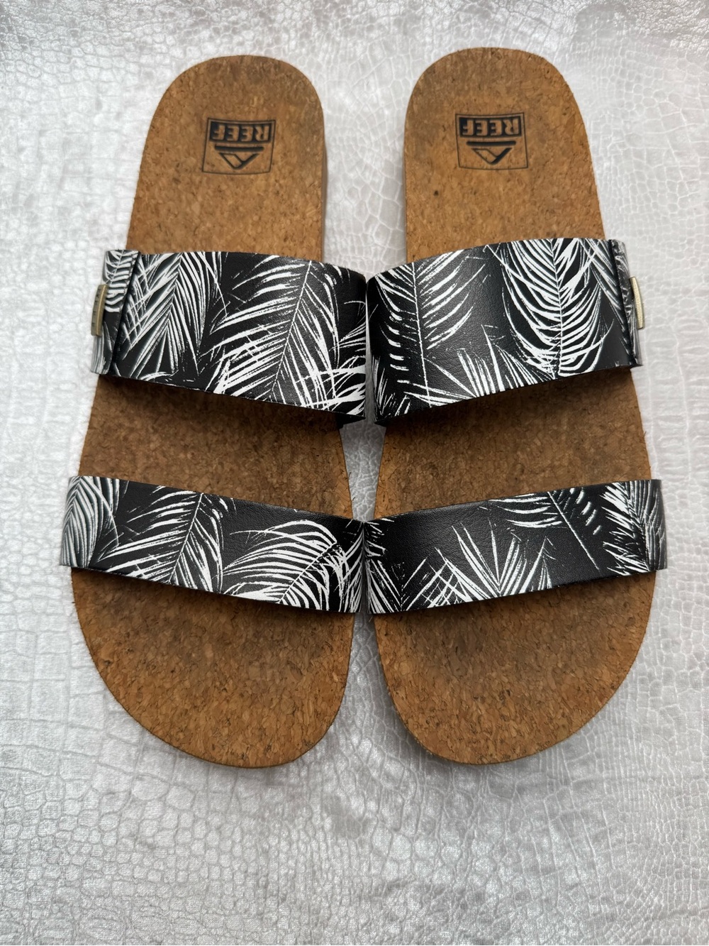 REEF Cushion Vista Sandals-Palmia, Women’s size 10 - Picture 2 of 12